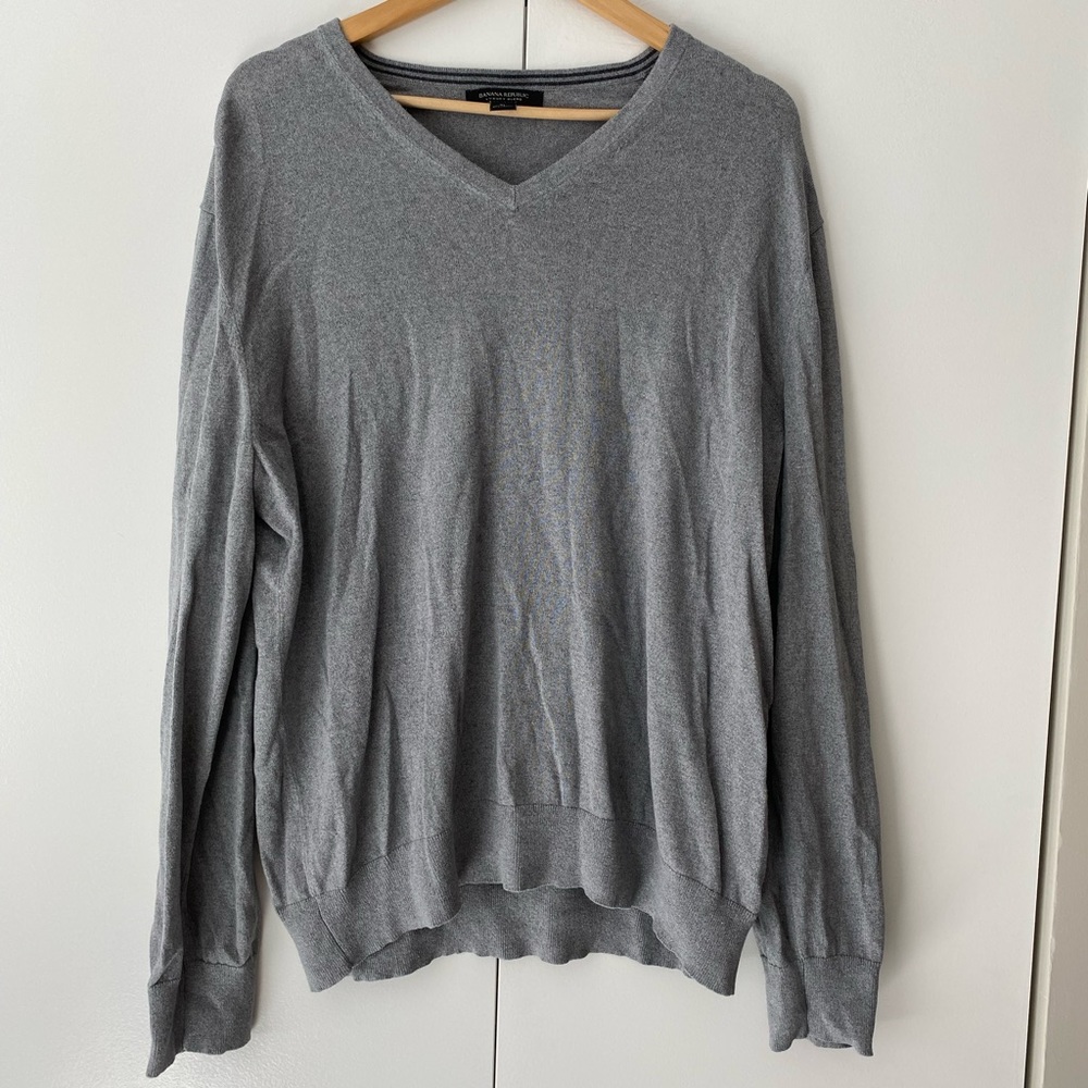 ($10) Mens Banana Republic V Neck Sweater
